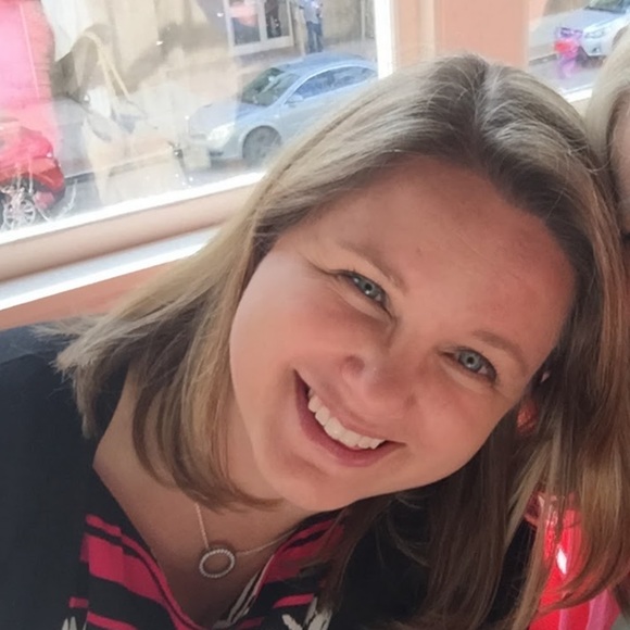 Meet your Posher, Kim - Picture 1 of 1